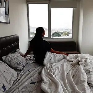 Habitación en casa particular 1330 Quo Luxury 1 Minute To Airport, Guayaquil